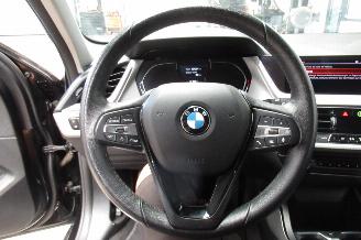 BMW 1-serie ADVANTAGE picture 19