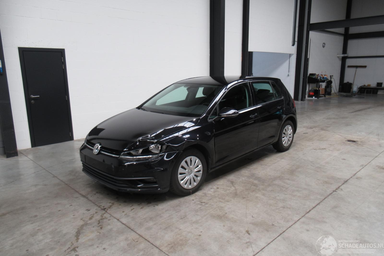 Volkswagen Golf TRENDLINE