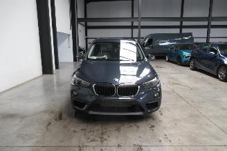 BMW X1 SUV picture 7