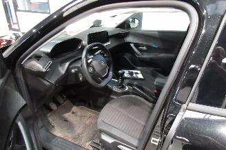Peugeot 2008 STYLE picture 16