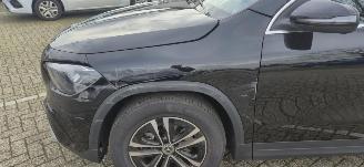 Mercedes GLA 180 Automaat*LED*Trekhaak*Digitaal display*Comfort stoelen*Parkeerpaket met camera*Navigatie*Apple Carplay*MBUX* picture 8