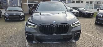 Damaged car BMW X5  2022/12