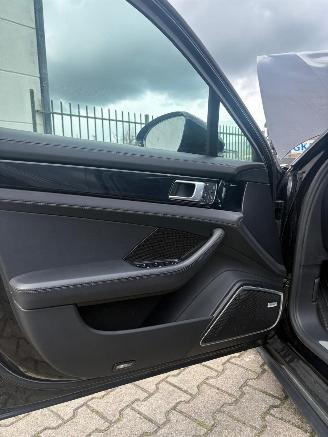 Porsche Panamera 4e PlugIn Hybride*Chrono*Panoramaschuifdak*360 Camera*Matrix Laserlicht*Luchtvering*Ambiente*Comfortstoelen met Memory en leer*Bose sound* picture 10