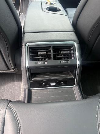 Porsche Panamera 4e PlugIn Hybride*Chrono*Panoramaschuifdak*360 Camera*Matrix Laserlicht*Luchtvering*Ambiente*Comfortstoelen met Memory en leer*Bose sound* picture 19