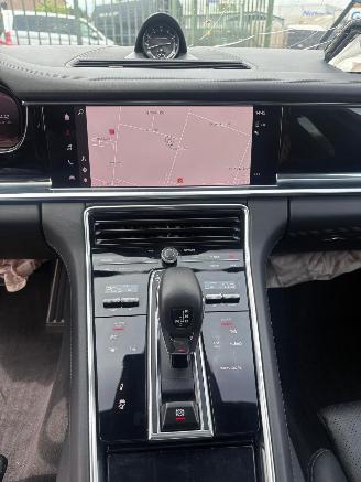 Porsche Panamera 4e PlugIn Hybride*Chrono*Panoramaschuifdak*360 Camera*Matrix Laserlicht*Luchtvering*Ambiente*Comfortstoelen met Memory en leer*Bose sound* picture 22