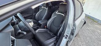 Toyota Corolla GR Sport 1.8L Hybride*Bi-LED adaptive*DAB*parkeer assistent*Camera*Navigatie*Apple CarPlay*Sportstoelen picture 17