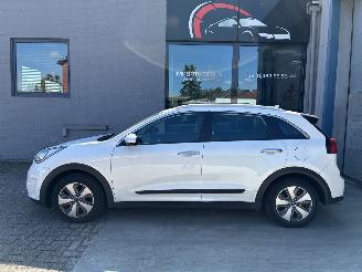 Coche accidentado Kia Niro KIA NIRO HYBRIDE 2019 2019/6