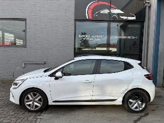 Voiture accidenté Renault Clio RENAULT CLIO 1.0I 2021 2021/6