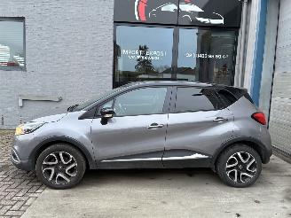 uszkodzony samochody osobowe Renault Captur RENAULT CAPTUR 1.5D 2017 2017/3