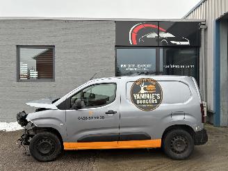 skadebil auto Peugeot Partner PEUGEOT PARTNER 1.5D 2019 2019/10