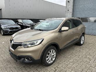 uszkodzony samochody osobowe Renault Kadjar RENAULT KADJAR 1.6D 2016 2016/6