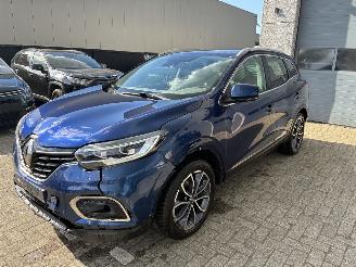 uszkodzony samochody osobowe Renault Kadjar RENAULT KADJAR 1.5D AUTOMAAT 2020 2020/1