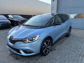 uszkodzony samochody osobowe Renault Grand-scenic RENAULT SCENIC 1.6D 2018 7 ZIT 2018/4