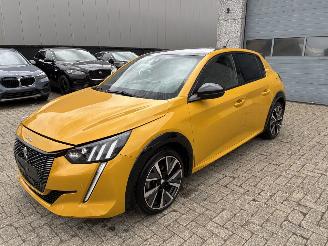 Vaurioauto  passenger cars Peugeot 208 PEUGEOT 208 1.2I GT AUTOMAAT 2020 2020/6