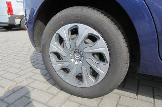 Citroën C3 1.0 VTi Attraction picture 21