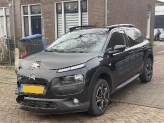 Unfallwagen Citroën C4 cactus 1.2 PureTech One-Tone AUTOMAAT 2018/1