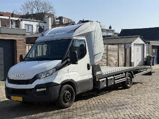 krockskadad bil auto Iveco Daily 35S15 2.3 410 2014/1