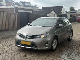 Unfallwagen Toyota Auris 1.8 Hybrid Aspiration 2013/1