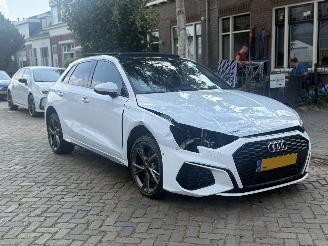 Audi A3 40 TFSI S Line PANO picture 3