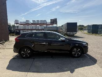 Volvo V-40 2.0 D2 R DESIGN NAP picture 6