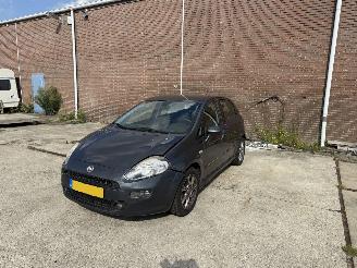krockskadad bil auto Fiat Punto Evo 0.9 TwinAir Street 2014/1