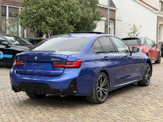 BMW 3-serie 330e M PAKKET X-Drive picture 7
