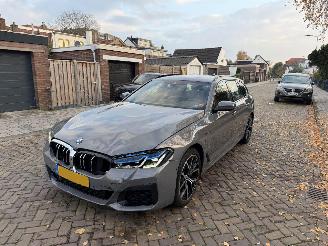 Voiture accidenté BMW 5-serie 530e XDrive M PAKKET 2021/1