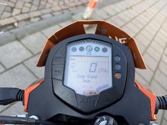 Audi  KTM Tour 125 Duke picture 17