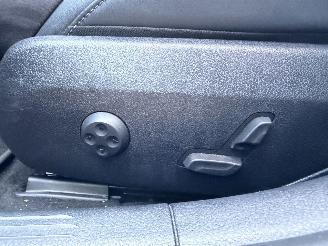 Mercedes C-klasse C220d 4MATIC AMG PANO picture 25