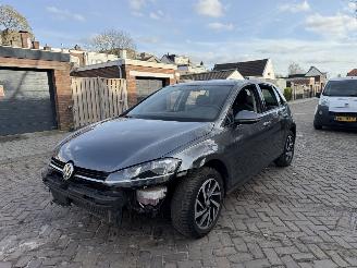 Auto incidentate Volkswagen Golf 1.6 TDI Motor defect 2018/1