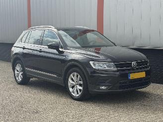 Auto incidentate Volkswagen Tiguan 1.5 TSI ACT  AUTOMAAT 150 PK 2019/1