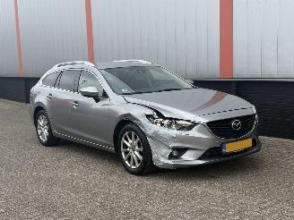 Vaurioauto  passenger cars Mazda 6 2.2D Skylease + 2014/1