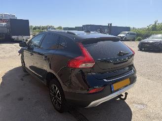 Volvo V-40 2.0 D2 Cross Country AUTOMAAT NAP picture 9