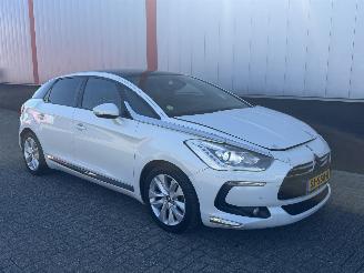 škoda osobní automobily Citroën DS5 1.6 eHDI 2013/1