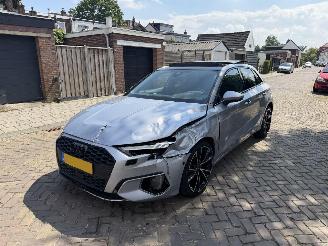 Unfallwagen Audi A3 35 TFSI AUTOMAAT PANO SPORTBACK 2021/1