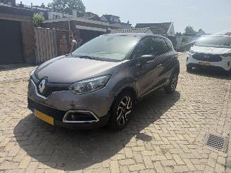 skadebil auto Renault Captur 1.5 Dci 2015/1