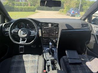 Volkswagen Golf 1.4 TSI GTE PANO picture 11