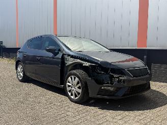 Coche accidentado Seat Leon 1.0 TSI FR AUTOMAAT 2019/1