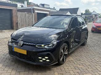 krockskadad bil auto Volkswagen Golf 1.4 TSI GTE PANO SFEER 2021/1