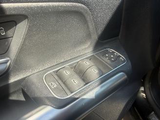 Mercedes GLA 200d AUTOMAAT picture 14