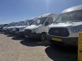 Schadeauto Ford Transit 20 BUSSEN TE KOOP 1 PARTIJ!!! 2021/1