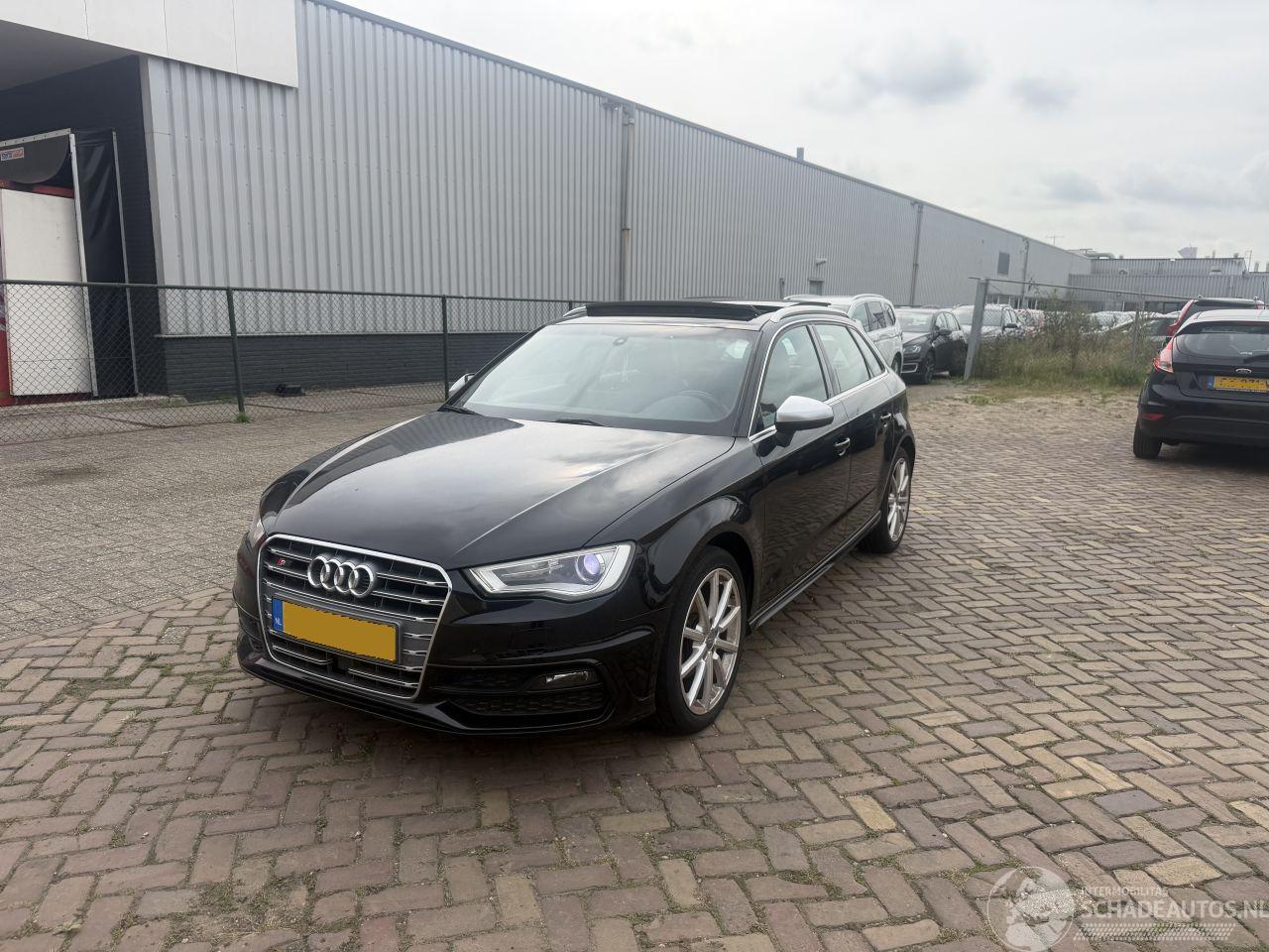 Audi A3 1.4 TFSI G Tron S LINE PANO