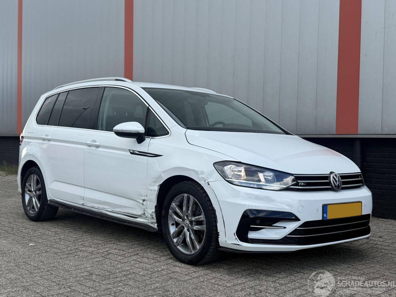 Volkswagen Touran 1.2 TSI R Line 7 PERS NAP!