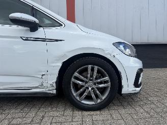 Volkswagen Touran 1.2 TSI R Line 7 PERS NAP! picture 5