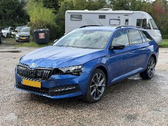 krockskadad bil auto Skoda Superb 1.4 TSI iV Sportline 2021/1