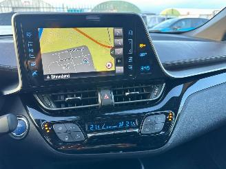 Toyota C-HR 1.8 HYBRIDE BI-TONE picture 10