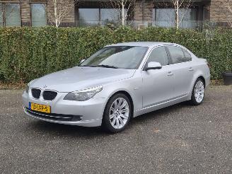 Schadeauto BMW 5-serie 520i AUTOMAAT / LEER / NIEUWSTAAT 2010/4