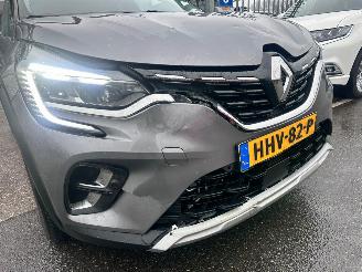 Renault Captur 1.6 E-TECH FULL HYBRID 145 TECHNO picture 17