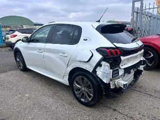 Peugeot e-208  picture 6