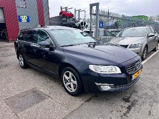 Volvo V-70 2.0 D3 POLAR + picture 4